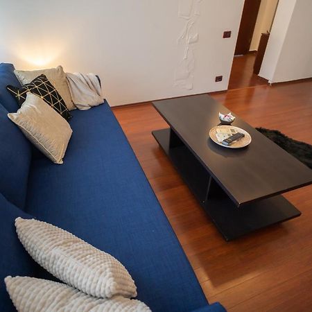 Spacious 2Br Dristor Apartment Бухарест Екстер'єр фото