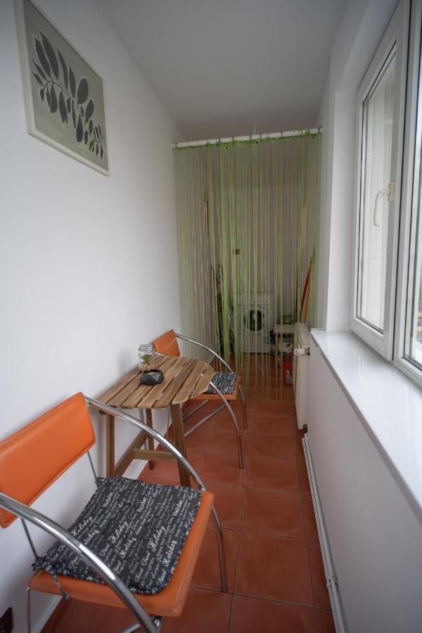 Spacious 2Br Dristor Apartment Бухарест Екстер'єр фото