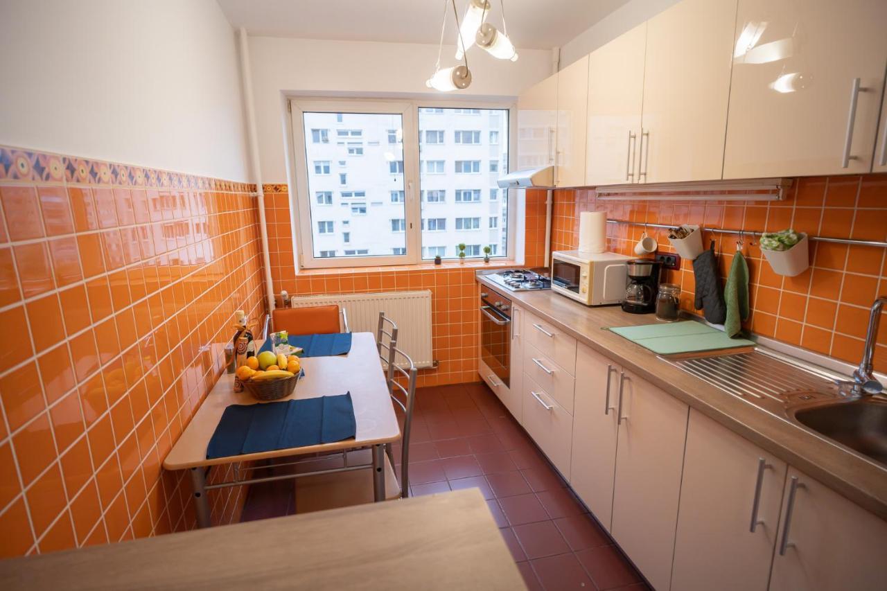 Spacious 2Br Dristor Apartment Бухарест Екстер'єр фото