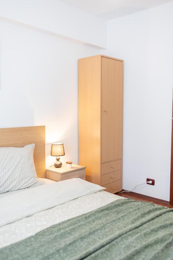 Spacious 2Br Dristor Apartment Бухарест Екстер'єр фото